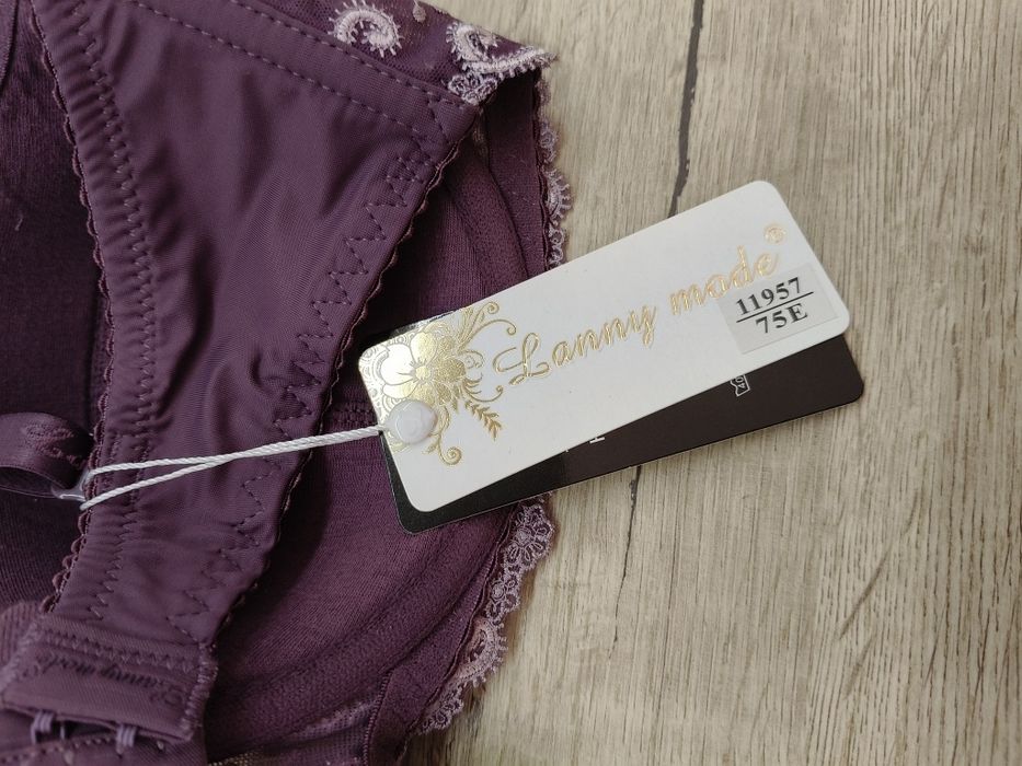 Śliwkowy fioletowy stanik