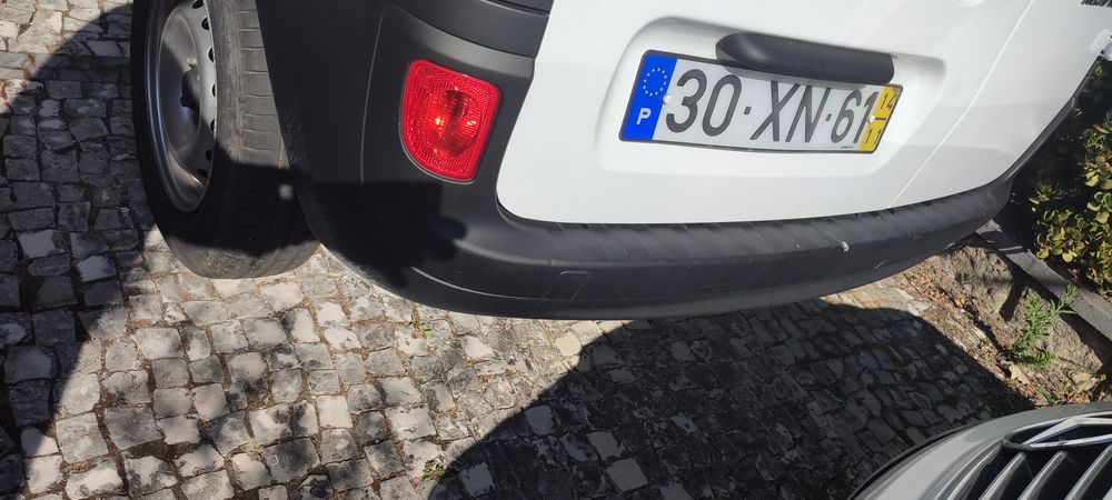 Vend troc Kangoo fim 2014 aceito prop retoma carro mota ou outro mesmo avariado ou acidentado