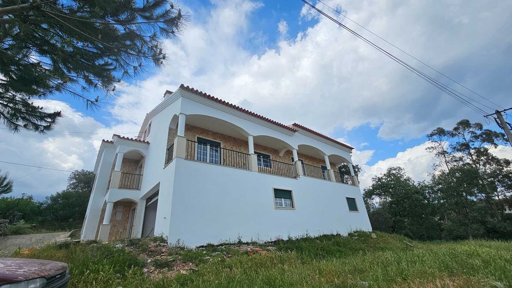 Moradia em Ansião 376m2 Área Construção e 1510 m2 Terreno