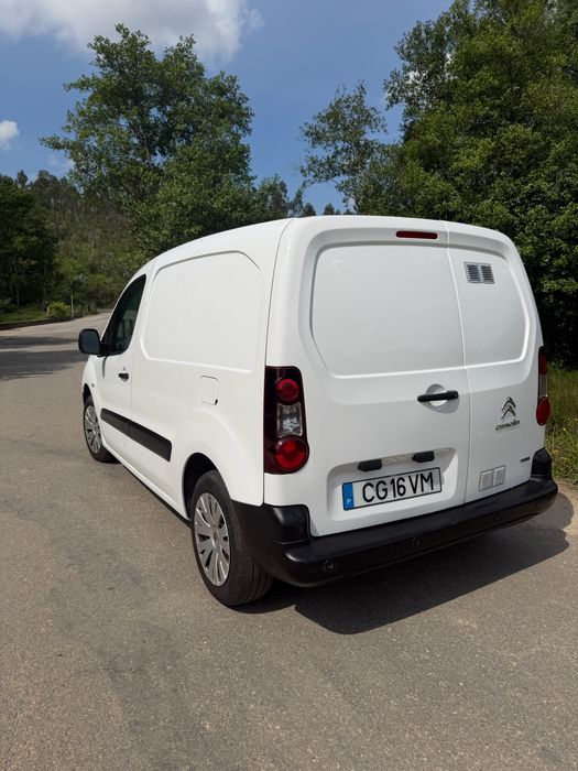 Citroen Berlingo 1.6 - 11/2015 - 3 lugares
