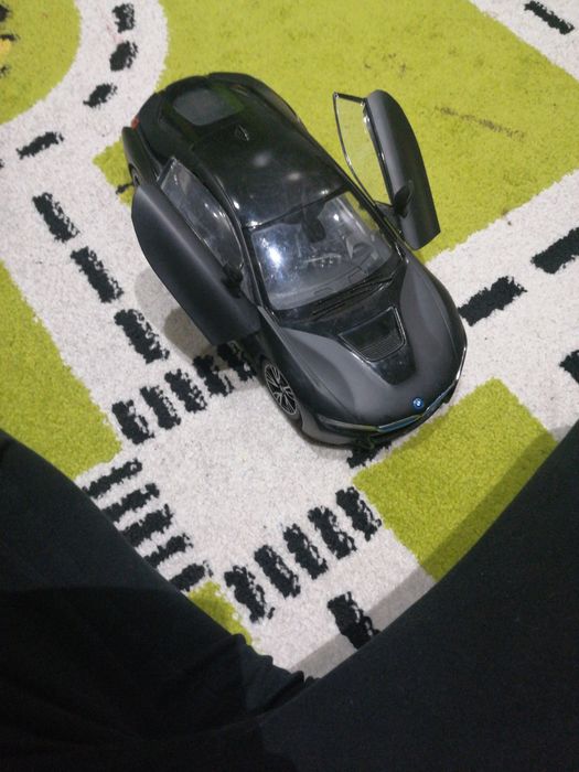 Auto zdalnie sterowane BMW I8