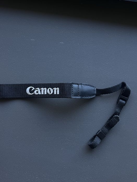 Ремешок от фотоаппарата Canon
