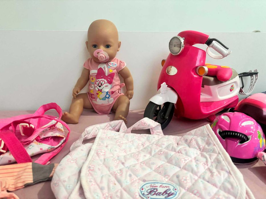 Lalka Baby Born plus akcesoria.