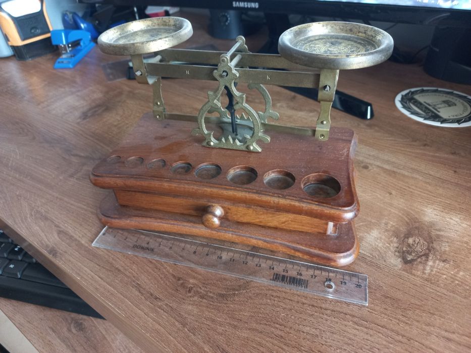 Waga kolekcjonerska - jubilerska ? Antyk