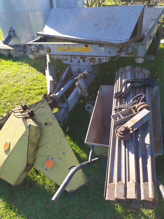 Pług , koło , krój , słupica , części do rozrzutnika 3,5t, Rama ,burty