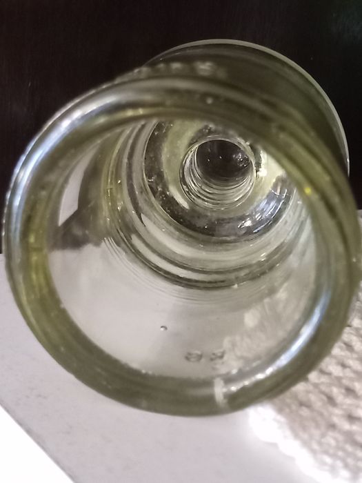 Isolador elétrico antigo grande em vidro