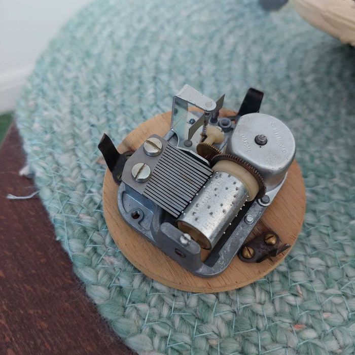 Вінтажна німецька музична пивна кружка із підйомним кришкою