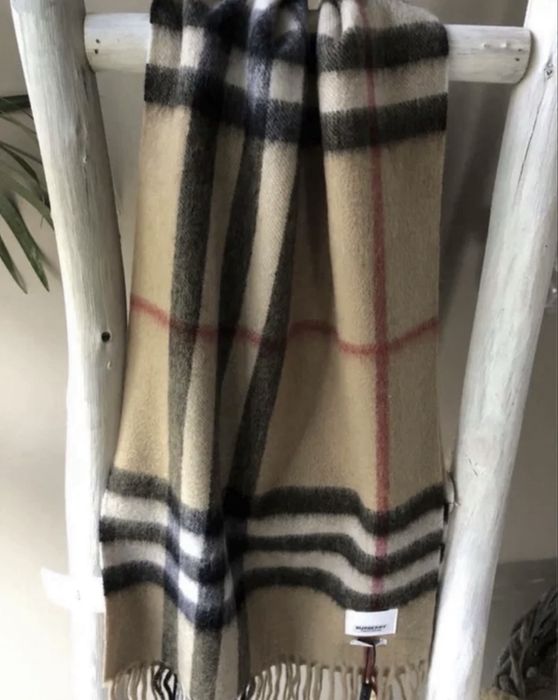 Burberry kaszmirowy szalik