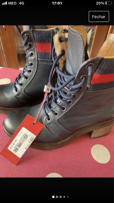 Botas novas com etiqueta