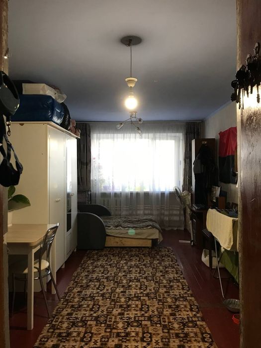 Продам малосимейку від власника!!! Район Автопарк.