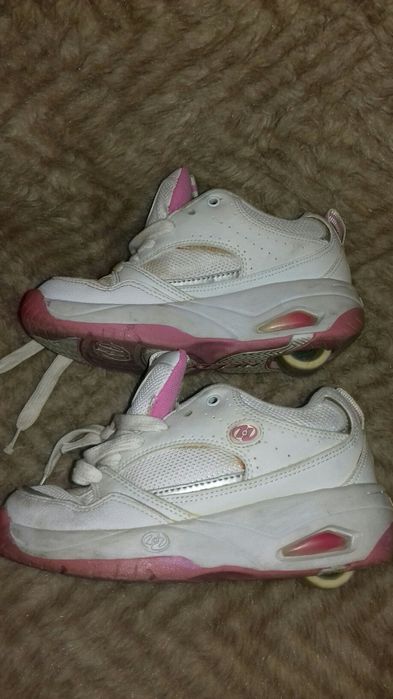 Ботинки ролики с колесиками, 20 см  Heelys