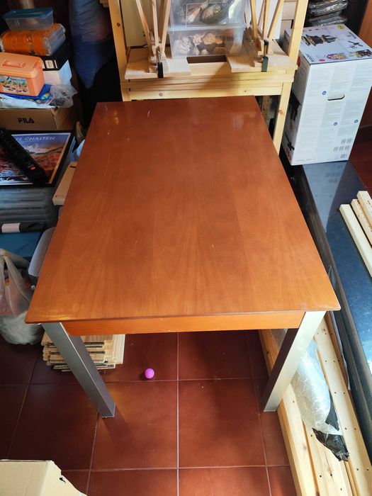 Mesa de refeiçoes extensivel para 8 pessoas