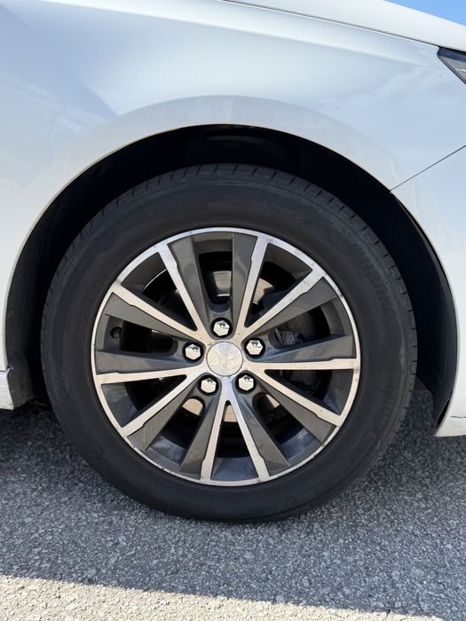 Peugeot 308 1.6 Hdi - FULL EXTRAS