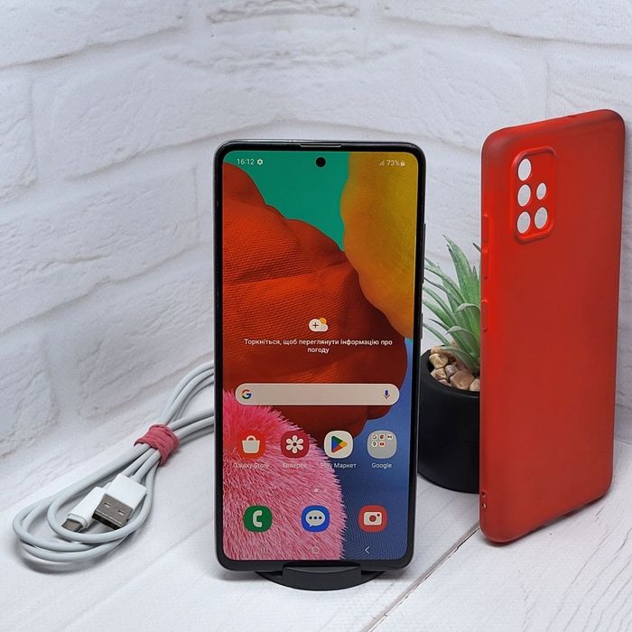 Продам телефон Samsung A51 4/64Gb NFC в гарному стані