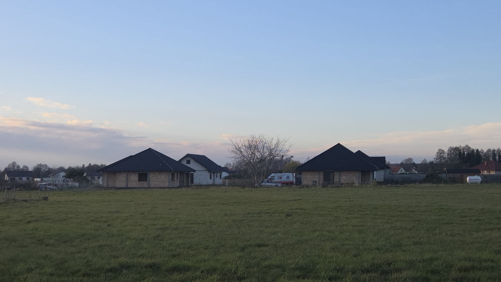 Dom na sprzedaż w Białczu na małym osiedlu.