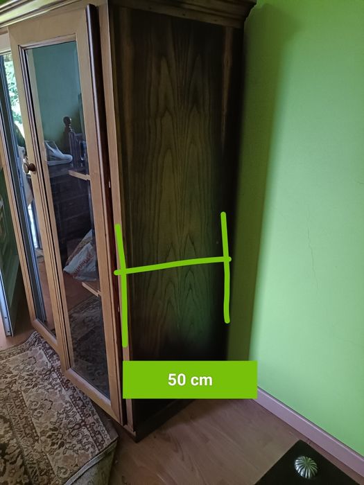 Vitrine de sala. Usada.