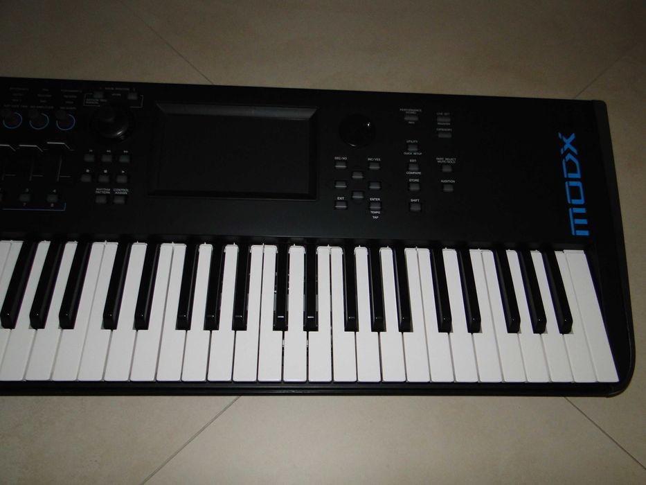 Dla Ciebie wszystko - yamaha moxf8 - w kategorii Instrumenty