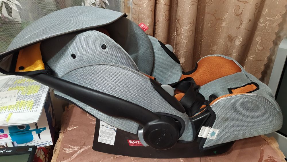 Дитяче автокрісло Recaro Young Profi plus 0-13кг