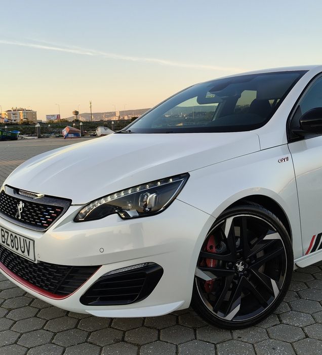 Peugeot 308 GTI 272cv