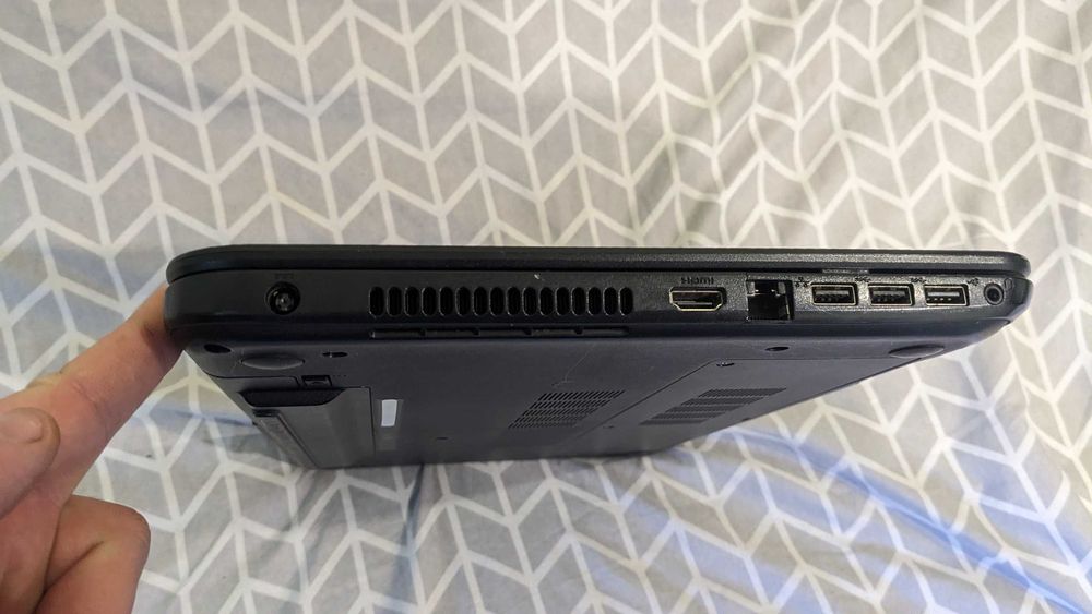 Ноутбук Dell Inspiron 3521