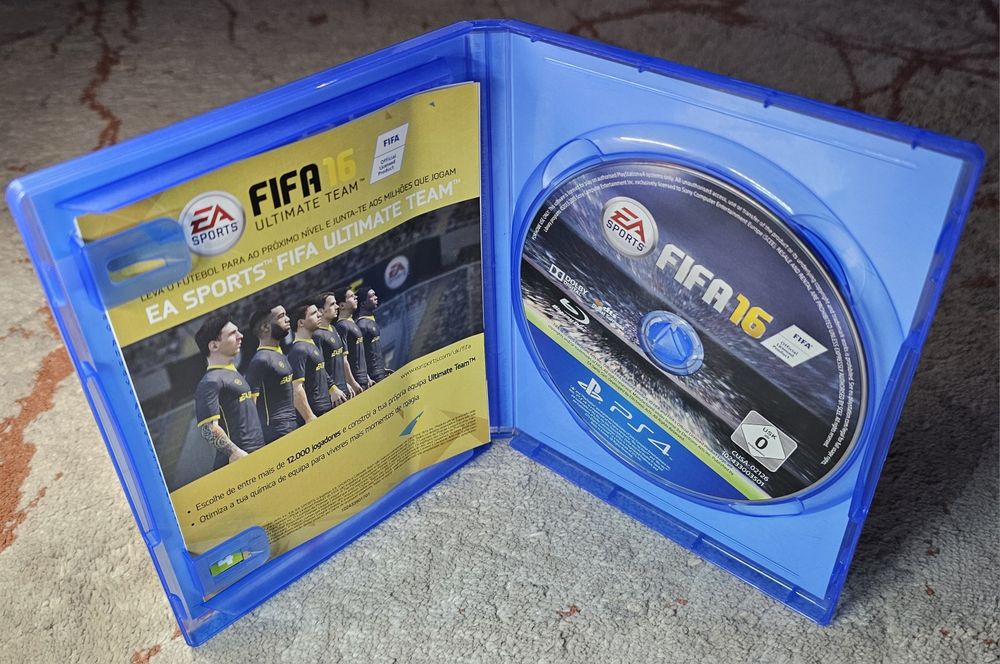 FIFA 16   -   PS4