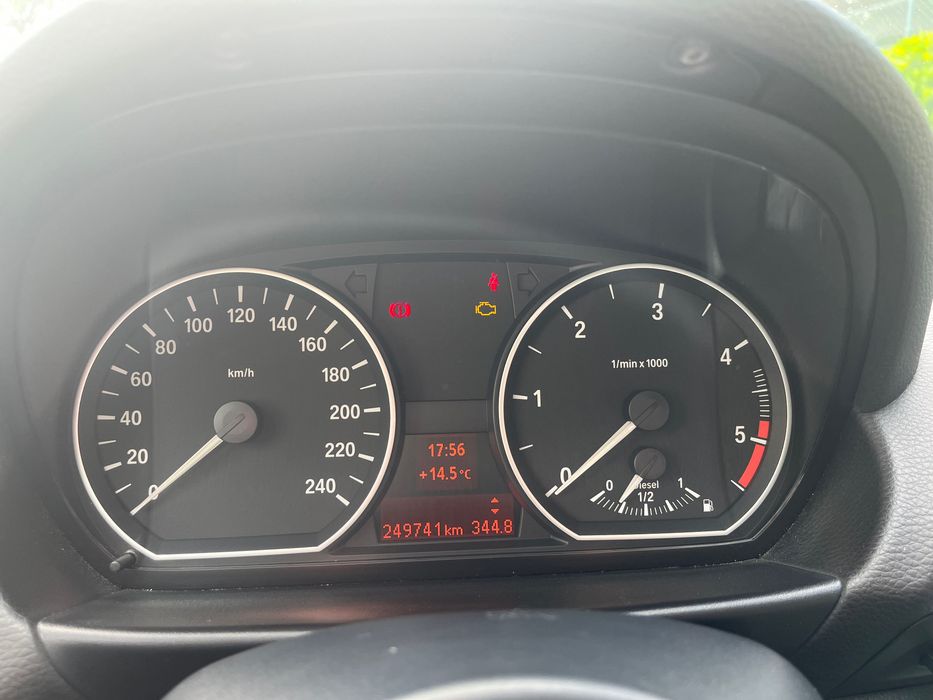 BMW 118d 143CV – Viatura Nacional Excelente Estado | Económico e Desportivo