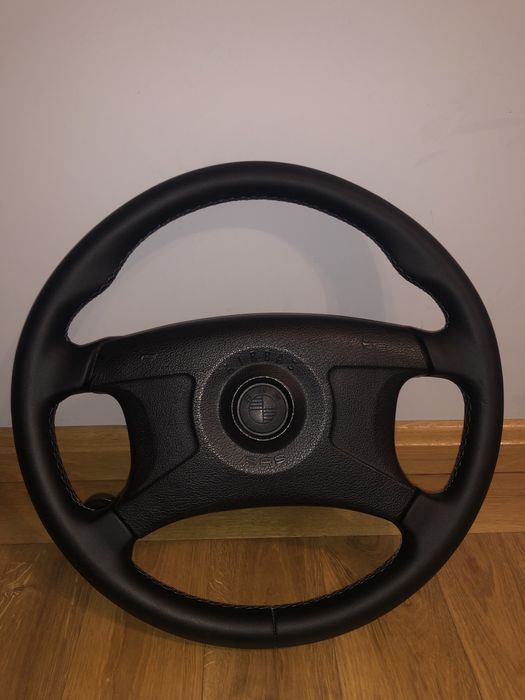 Kierownica BMW E36 czteroramienna m pakiet