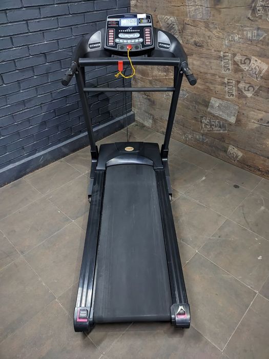 Велотренажер Finnlo . Широкий вибір тренажерів та різної техніки.