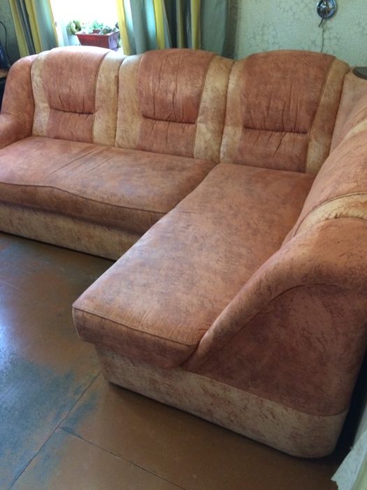 Диван угловой