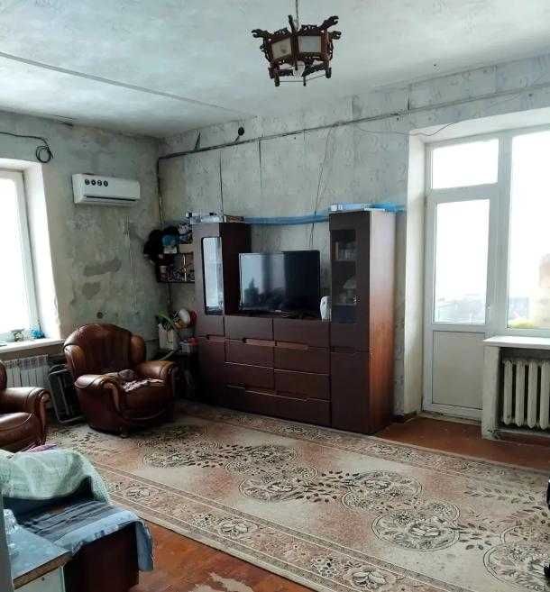 Продам 2 комн. квартиру в районе ХТЗ