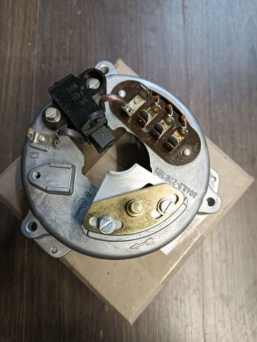 Nowy stojan alternatora MZ ETZ zapłon elektroniczny DDR