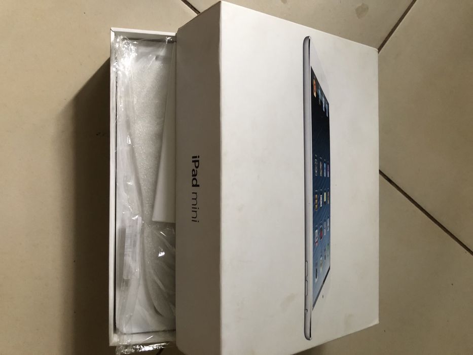 Коробка для IPad mini.
