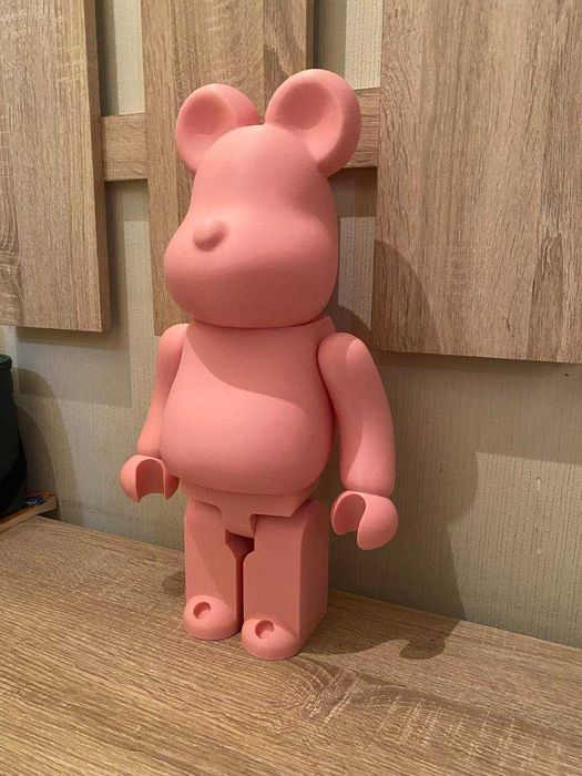 Велика фігурка-іграшка Bearbrick