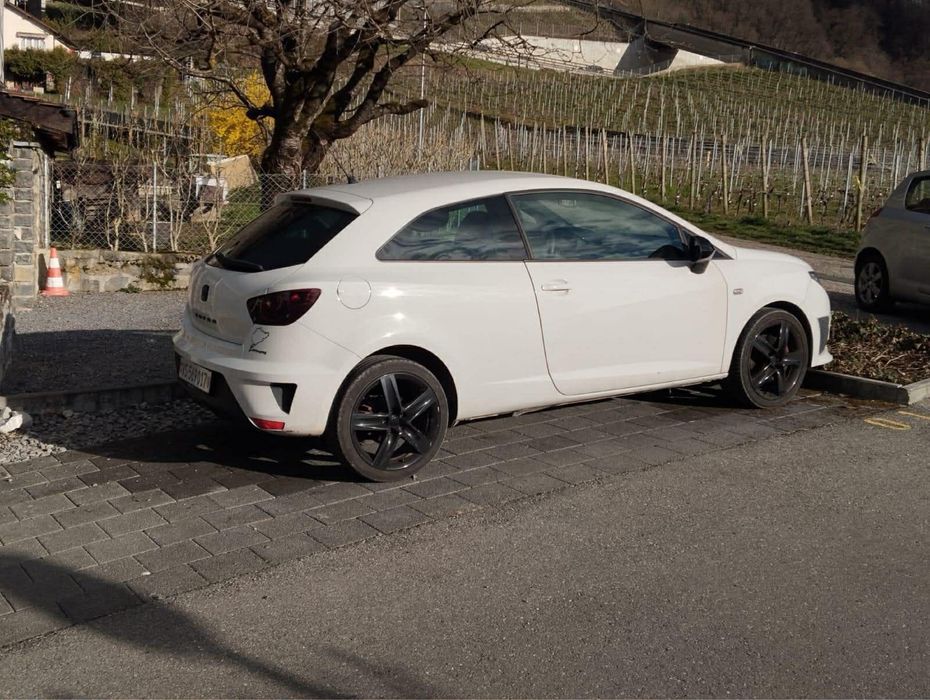 Seat Ibiza Cupra 1.4 TSI 2011 matrícula Suíça