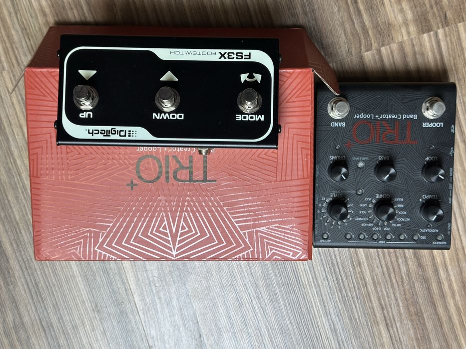 Digitech trio band +