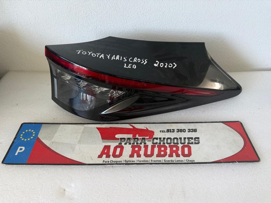 farolim drt toyota Yaris cross 2020> led