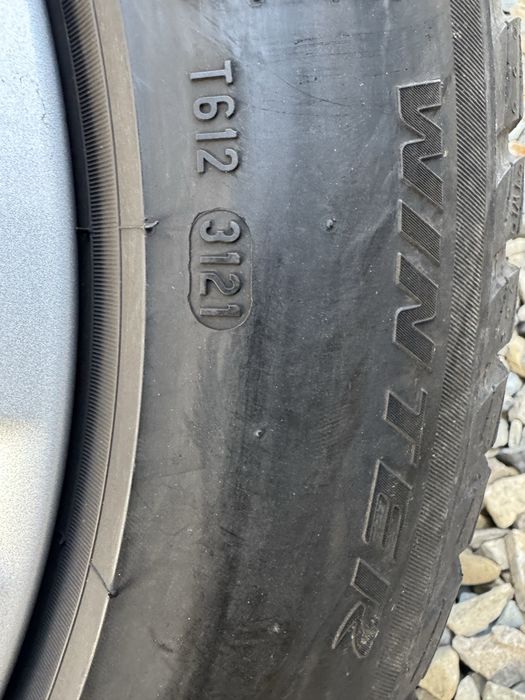 4 оригінальні диски BMW зимові шини 225/55R17 Pirelli