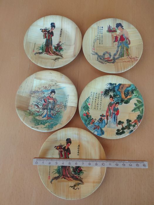 Pratos em bambu de Macau.
