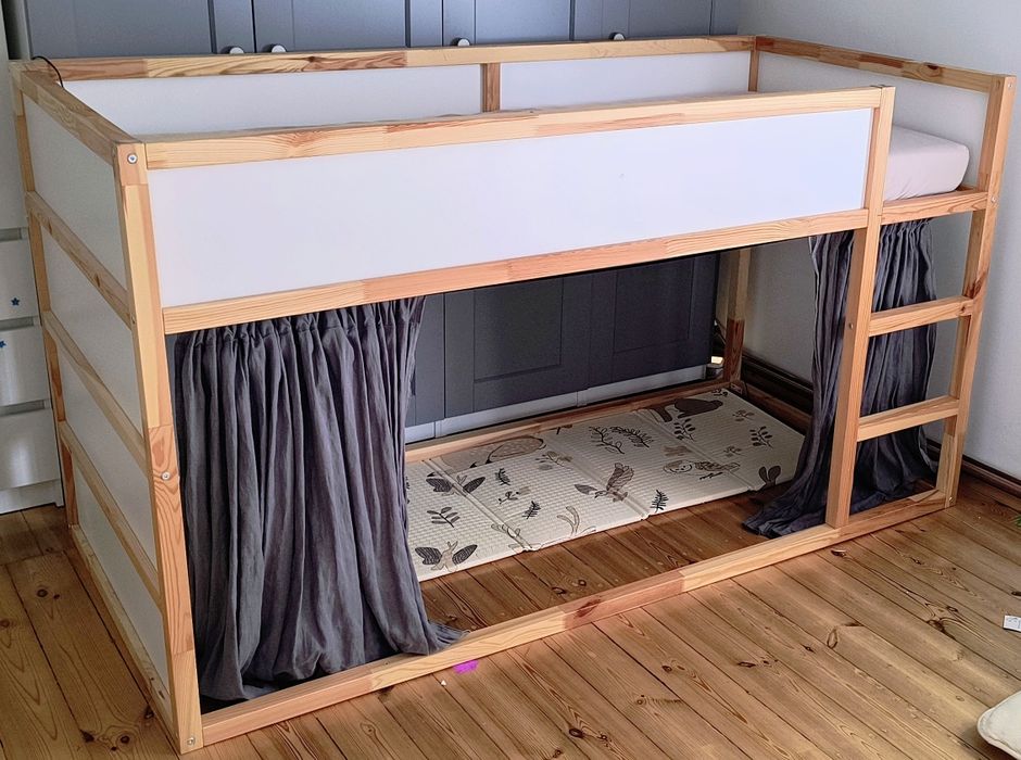 Łóżko piętrowe Ikea Kura  90x200 z materacem