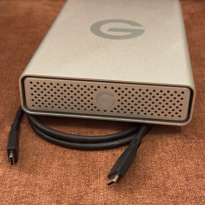 Disco Externo G-Drive 4TB – Novo, apenas testado