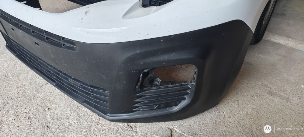Para Choques frontal Peugeot partner 2022
