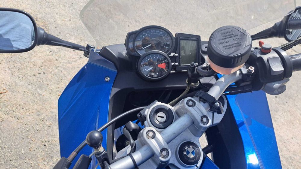 Vendo BMW F 800 ST de 2011