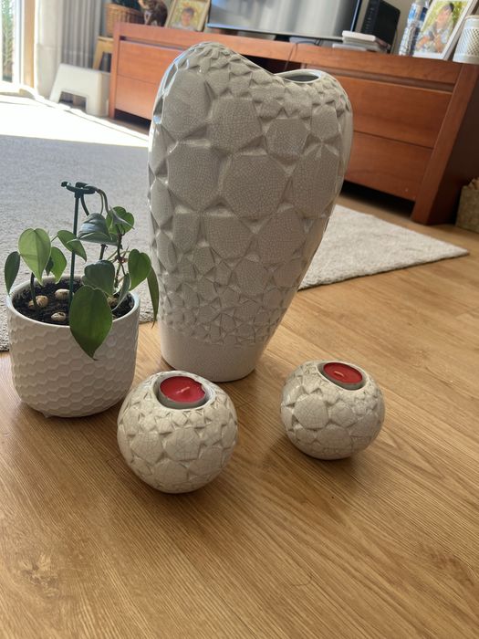 Jarra e porta velas