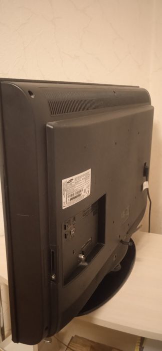 Телевізор Samsung LE-32E420