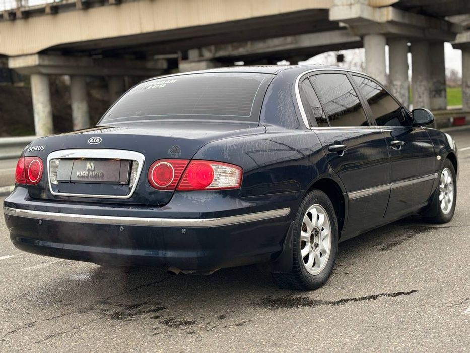 Kia Opirus 2006год 3.5 Automatic