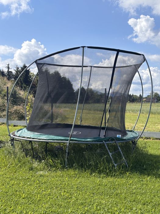Trampolina 2 letnia