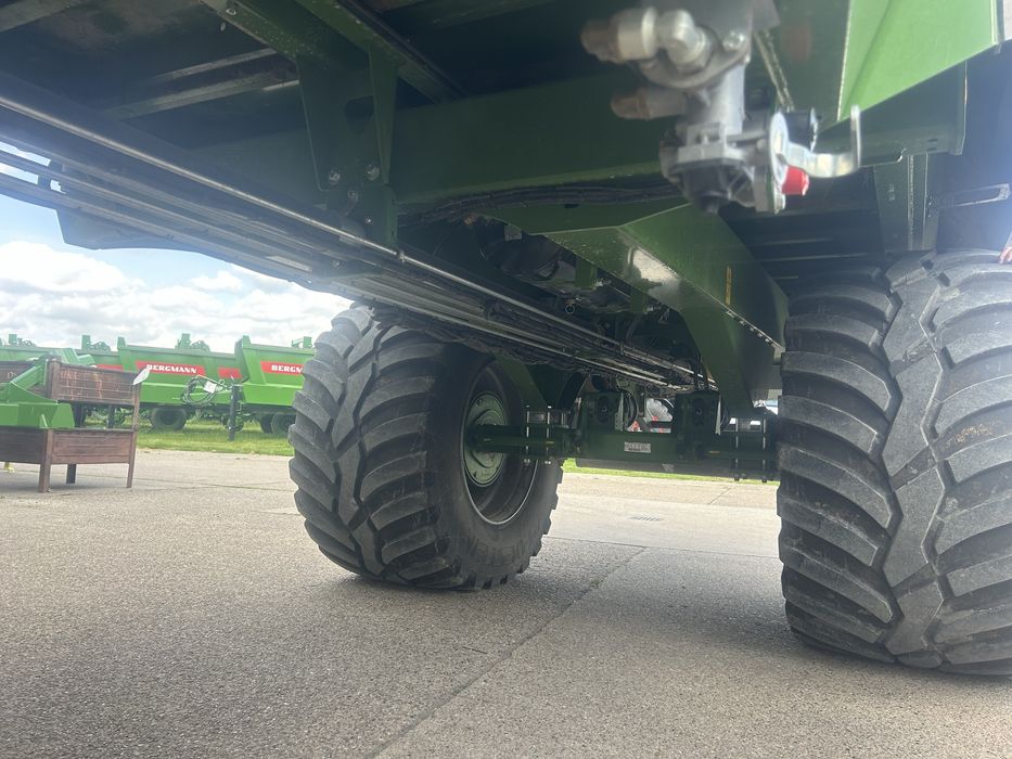 Розкидач органіки BERGMANN