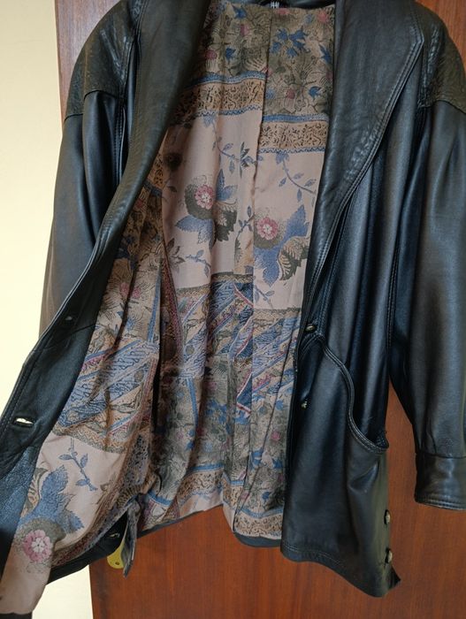 Sobretudo e casaco de couro