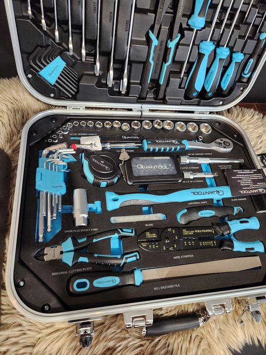 Zestaw Narzędzi Quantool