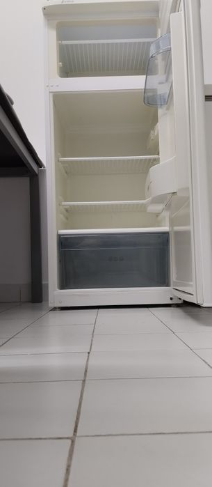 Urgente Venda Frigorífico Branco